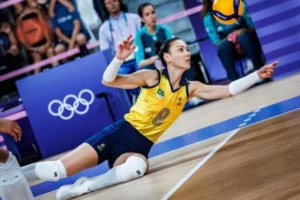 Roberta divulga segredo sobre sua carreira no vôlei