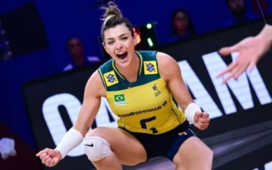 Vitória Histórica da Seleção Brasileira na VNL: Rosamaria Festeja O Triunfo