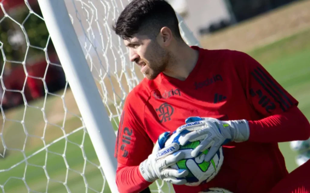 Rossi se prepara para estrear pelo Flamengo em jogo contra o Athletico Rossi se destacou no Boca Juniors (Foto: Divulgação/Flamengo)