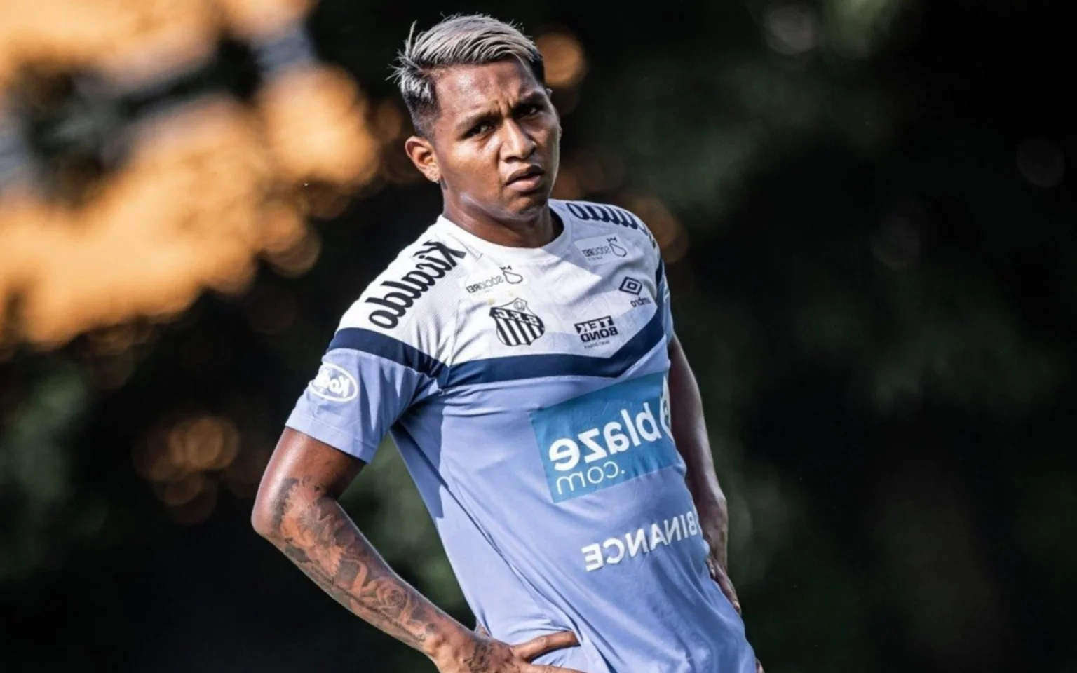 Saiba como joga Alfredo Morelos