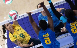 Seleção brasileira de vôlei sentado feminina vence em estreia, sob tensão com atleta desaparecida