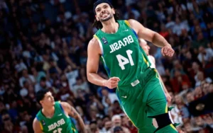 Seleção de Basquete supera Letônia e conquista vaga nos Euros