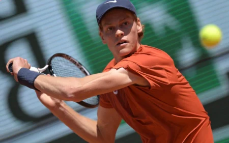 Sinner lidera ranking mundial do tênis masculino e faz história; veja top 10 Jannik Sinner perdeu para Carlos Alcaraz na semifinal de Roland Garros (Foto: Bertrand Guay / AFP)