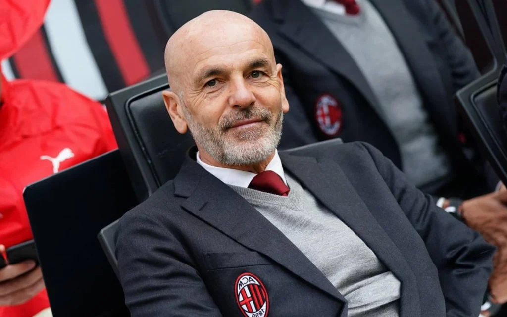 Stefano Pioli responde as críticas: “Não existe Milan A ou Milan B” Stefano Pioli respondeu as críticas por sua gestão de elenco no Milan (Foto: Divulgação / Milan)