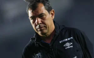 Técnico do Santos enfrenta desafio após sequência sem vitórias