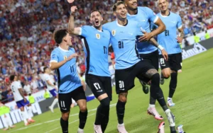 Uruguai lidera a Copa América, elimina EUA e rumo às quartas