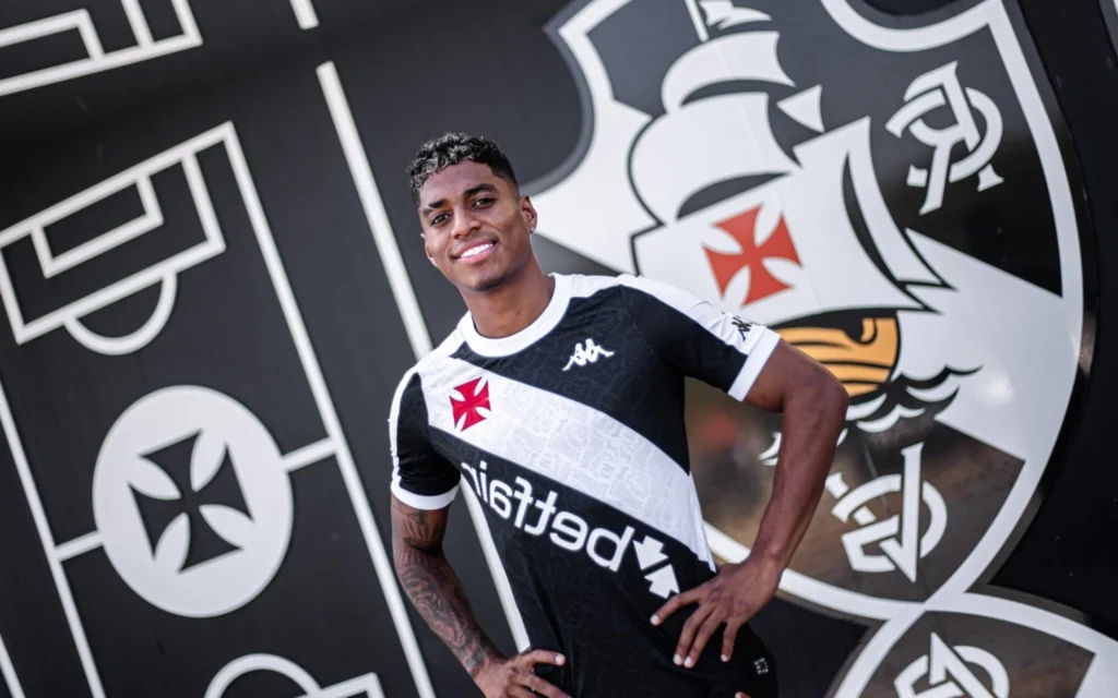 Vasco anuncia ex-companheiro de Messi Emerson Rodríguez foi anunciado pelo Vasco (Foto: Leandro Amorim/Vasco)