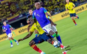 Vinicius Jr Sente Novamente Lesão e Está Fora do Clássico contra a Argentina