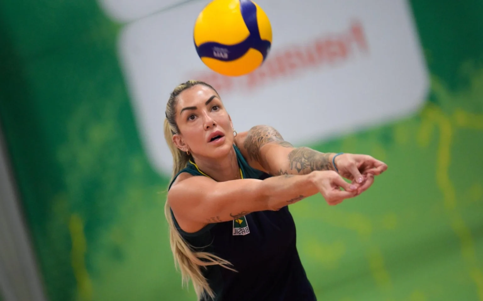 Vôlei nas Olimpíadas: veja horário e onde assistir a Brasil x Quênia Thaisa é uma das líderes do elenco do Brasil no vôlei feminino (Foto: Alexandre Loureiro/COB)