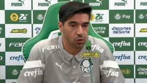 Joel Santana ataca Abel Ferreira: “Histérico” por copiar modelo de técnico no Brasileirão